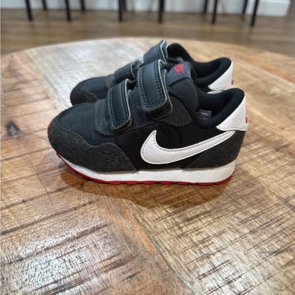 Nike Kids Black White and Red Velcro Sneakers